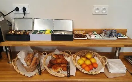 Hotel De La Boetie 4*