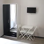 De La Boetie ホテル