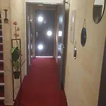 De La Boetie ホテル